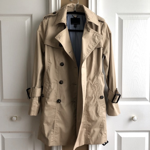 *SOLD* BANANA REPUBLIC Water-Resistant Short Trench Coat - Picture 8 of 11